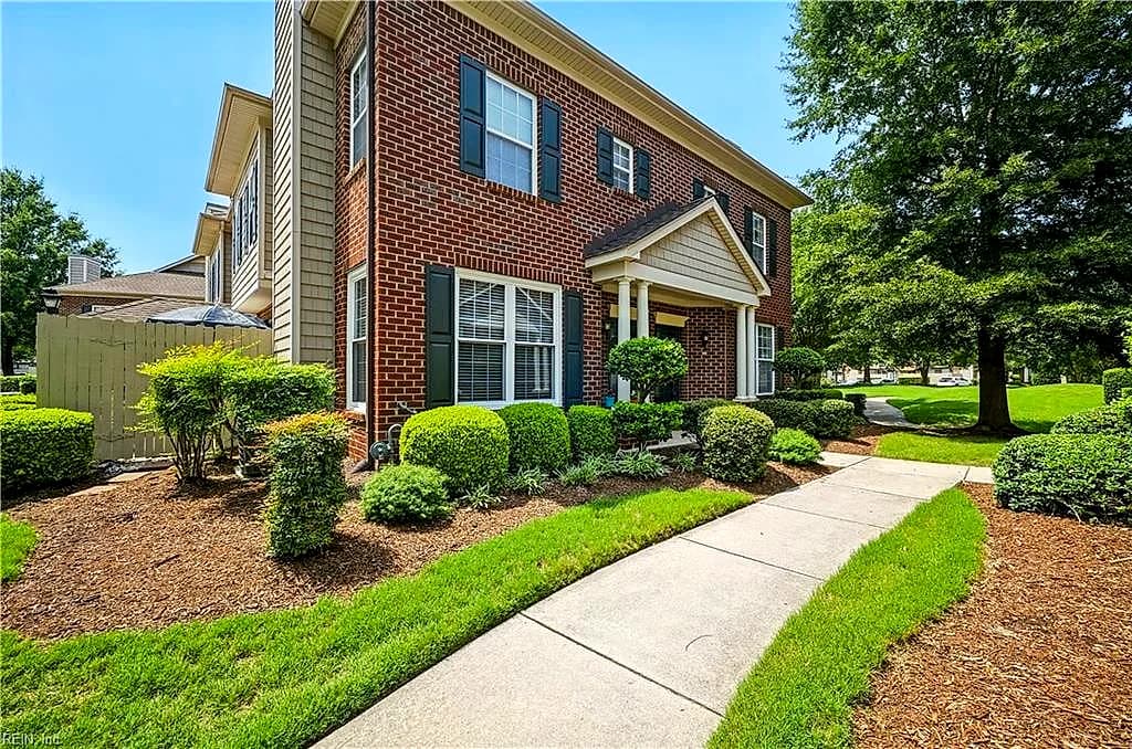5320 Elston LN #Lane, VIRGINIA BEACH VA 23455 - Photo 4