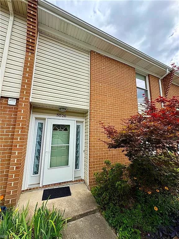 5026 Amboy CT, VIRGINIA BEACH VA 23462 - Main photo