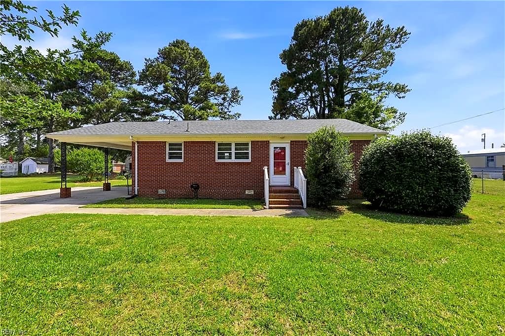 1813 Fearing AVE, ELIZABETHCITY NC 27909 - Main photo