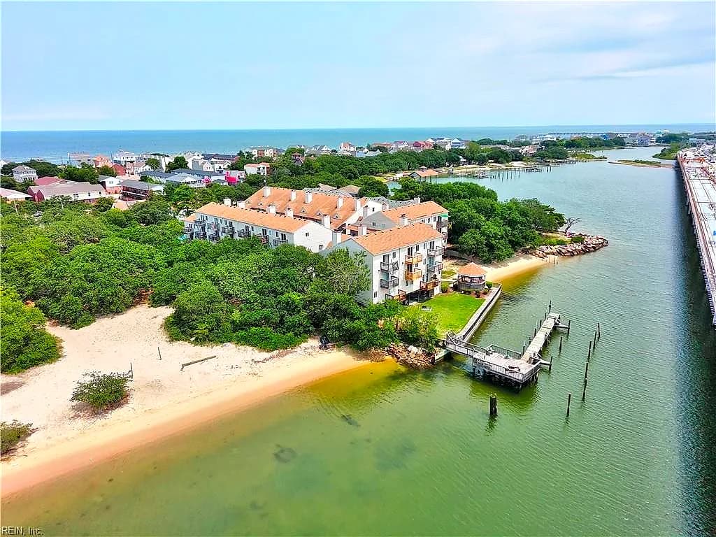 833 Little Bay AVE #I, NORFOLK VA 23503 - Photo 3