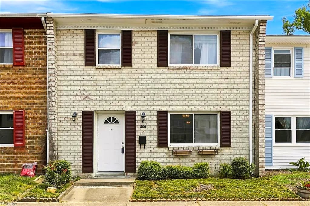 806 Saint Denis CT, VIRGINIA BEACH VA 23455