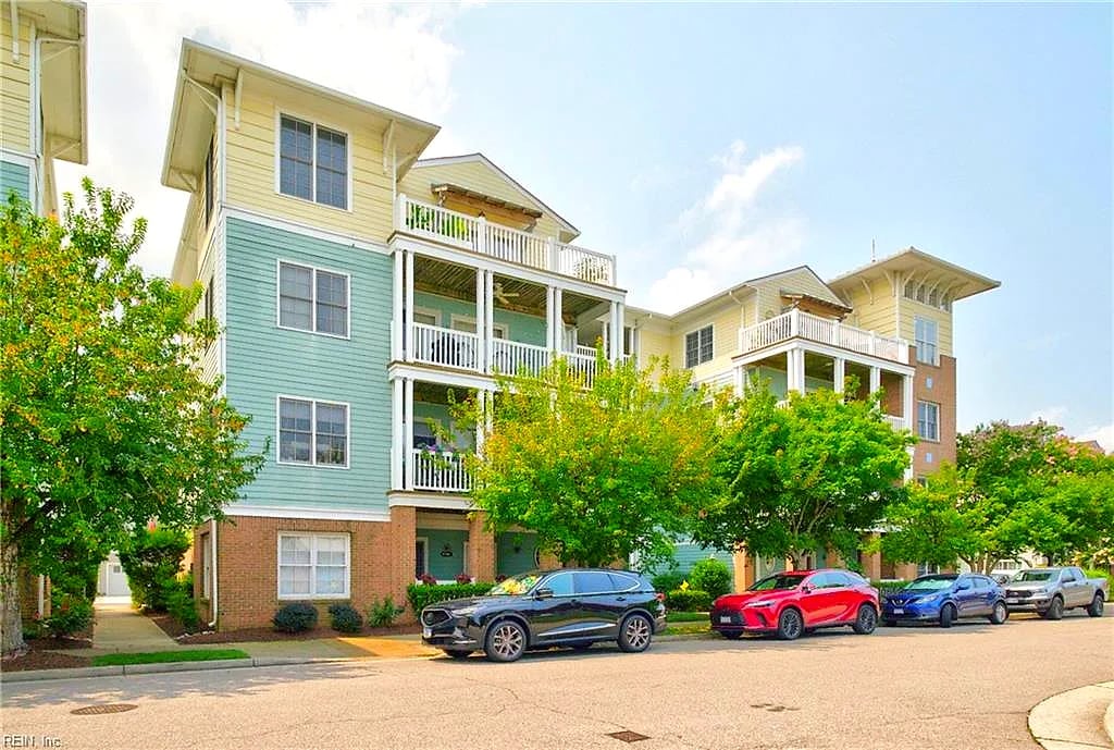 4145 Harbor Walk AVE, NORFOLK VA 23518
