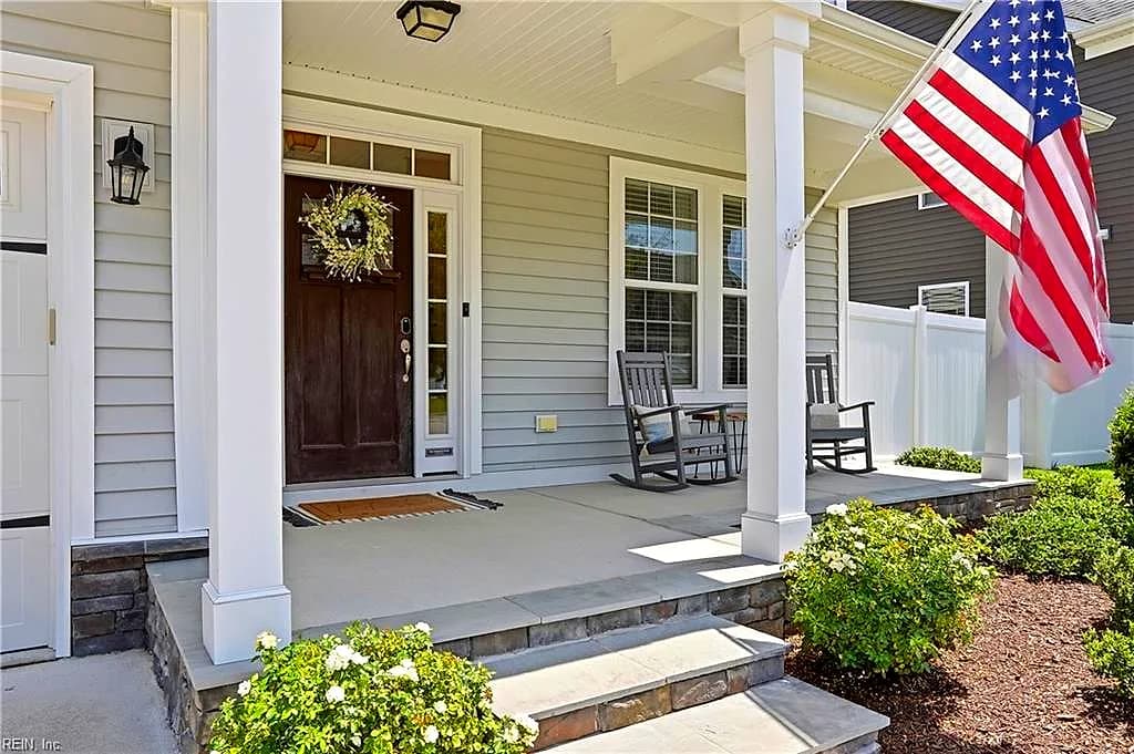 35 E Berkley DR, HAMPTON VA 23663 - Photo 3