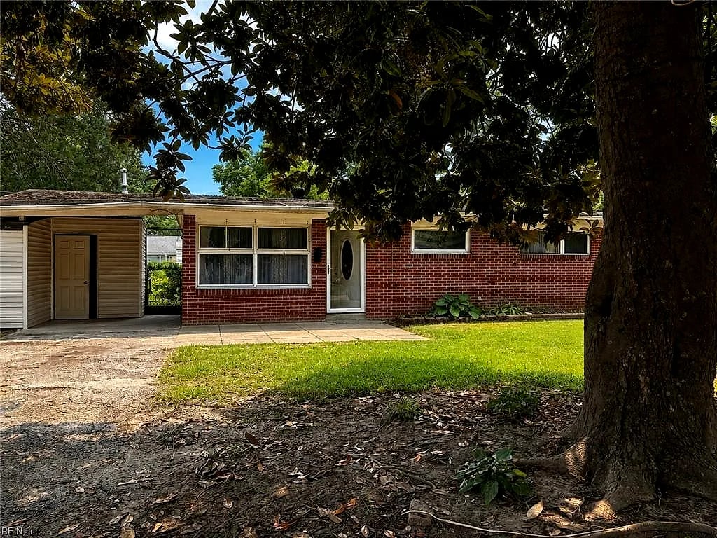 1029 Mineola DR, VIRGINIA BEACH VA 23464