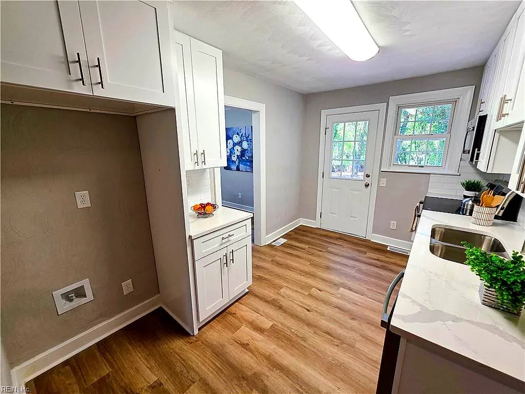 6141 Sedgefield DR, NORFOLK VA 23513 - Photo 4