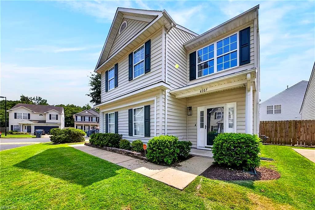 4107 River Breeze CIR, CHESAPEAKE VA 23321 - Main photo