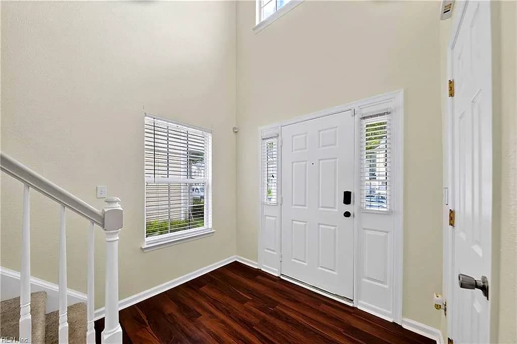 4107 River Breeze CIR, CHESAPEAKE VA 23321 - Photo 4