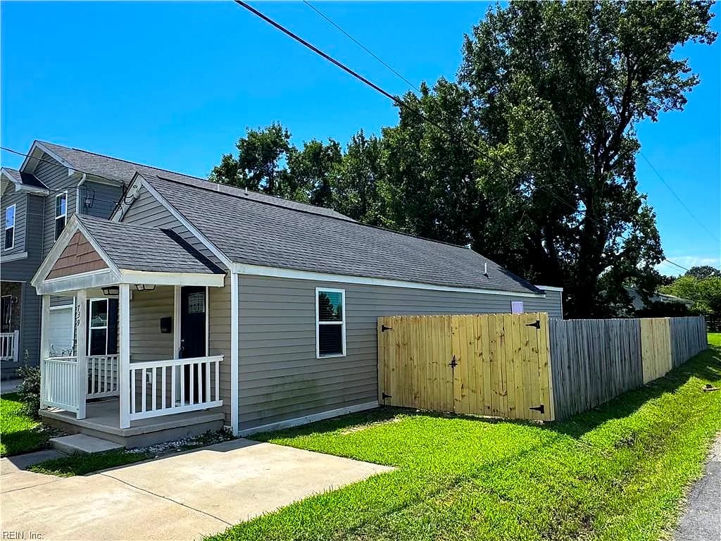 739 Childs AVE, HAMPTON VA 23661 - Photo 5