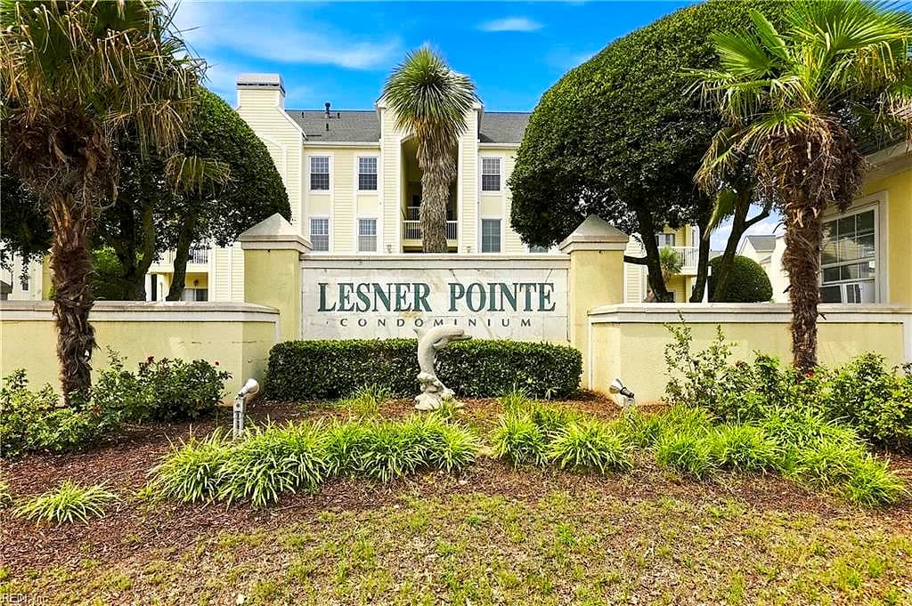 3236 Silver Sands CIR #101, VIRGINIA BEACH VA 23451 - Main photo