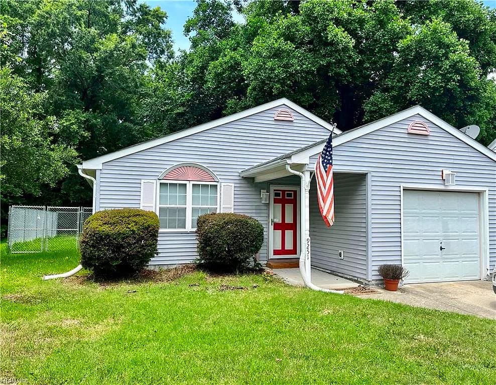 9251 Hickory ST, NORFOLK VA 23503 - Photo 2