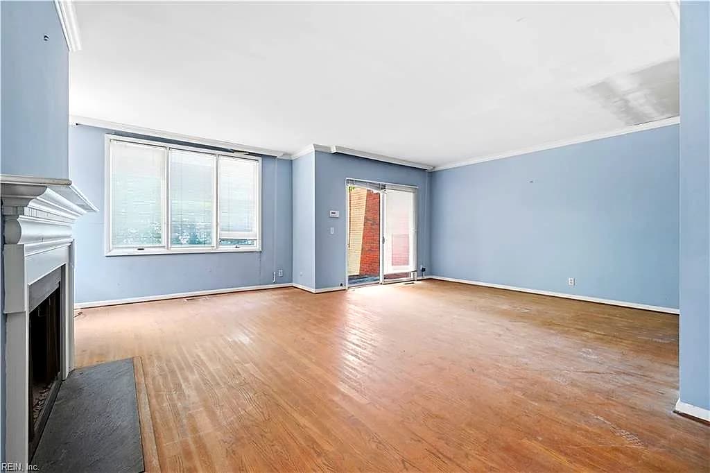 300 Botetourt ST, NORFOLK VA 23510 - Photo 5