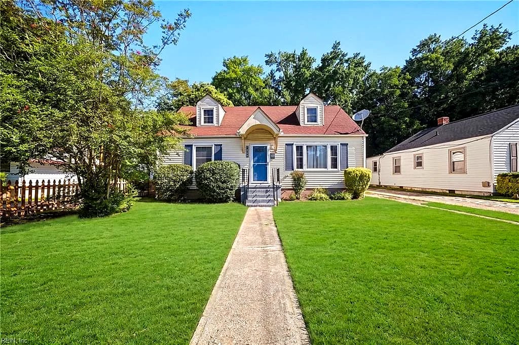 2732 Greenwood DR, PORTSMOUTH VA 23702