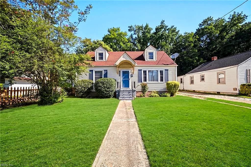 2732 Greenwood DR, PORTSMOUTH VA 23702 - Photo 2