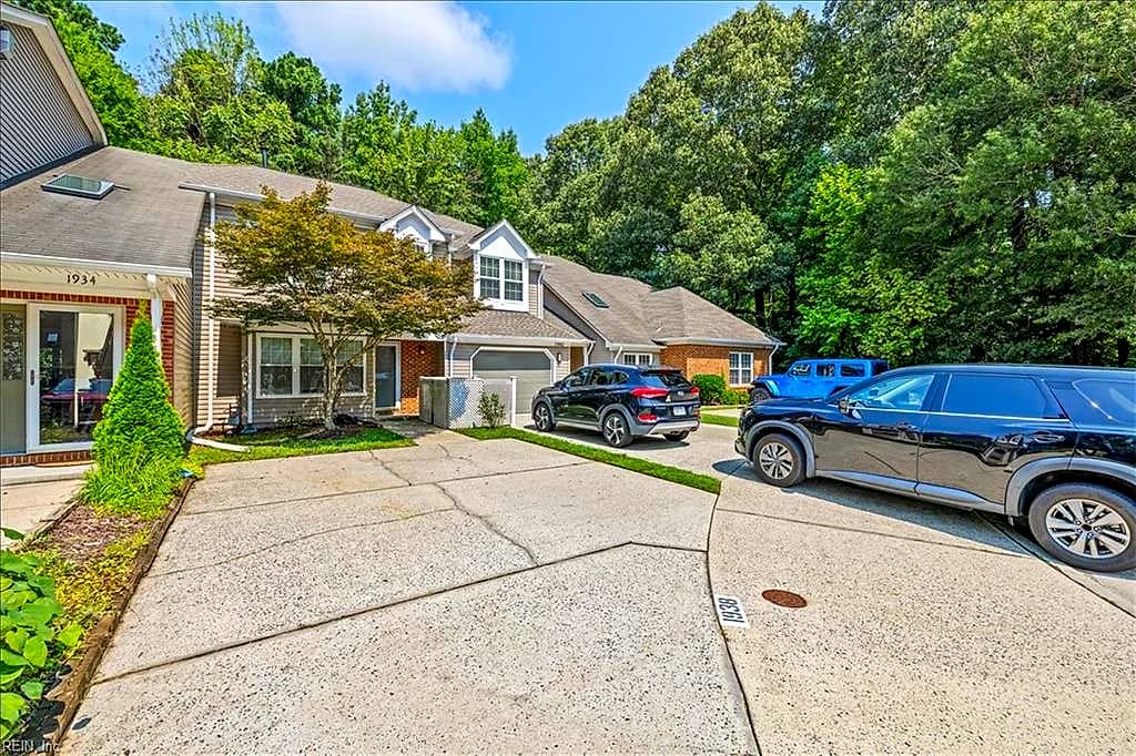 1938 Cranborne CT, VIRGINIA BEACH VA 23453 - Photo 4