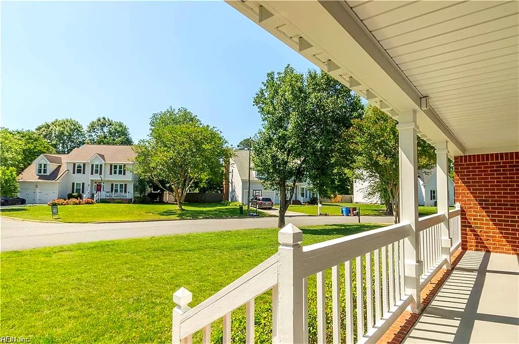 817 Doe Run DR, CHESAPEAKE VA 23320 - Photo 5