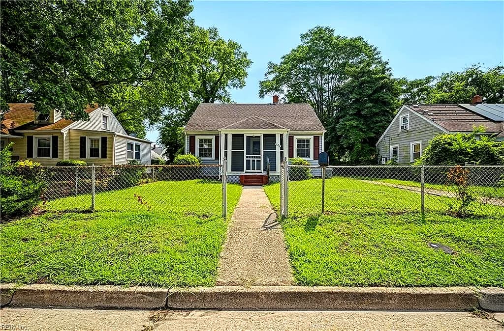 428 Melville RD, HAMPTON VA 23661 - Photo 4