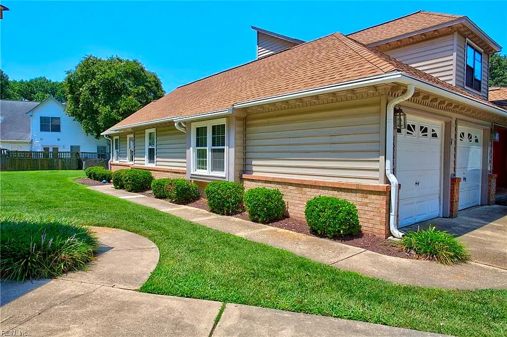 1305 Quail Creek HOLW #A, CHESAPEAKE VA 23320 - Photo 3