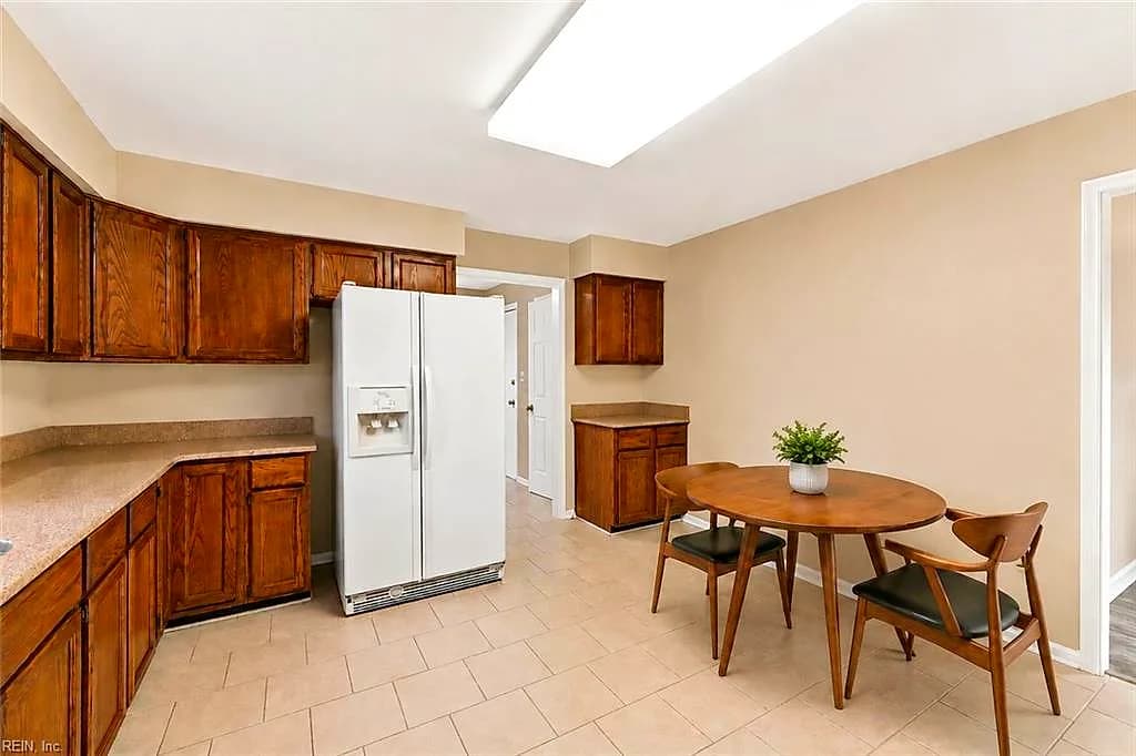 9 Sea Cove CT, HAMPTON VA 23669 - Photo 4