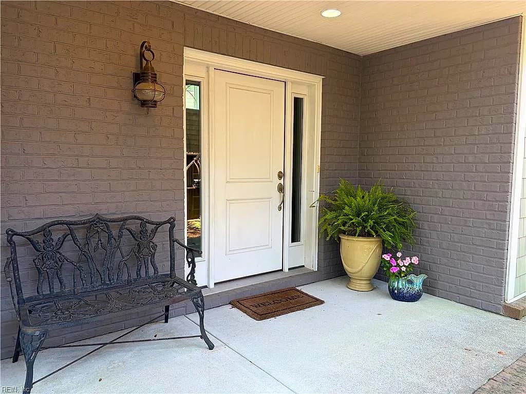213 76th ST #A, VIRGINIA BEACH VA 23451 - Photo 4