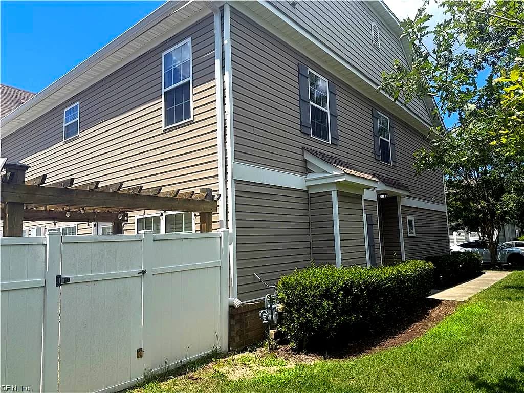 4301 Cattail LN, VIRGINIA BEACH VA 23456 - Photo 3