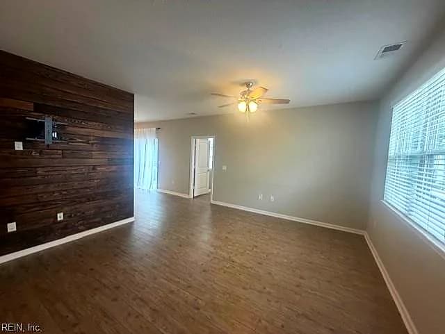 5043 Hawkins Mill WAY, VIRGINIA BEACH VA 23455 - Photo 4