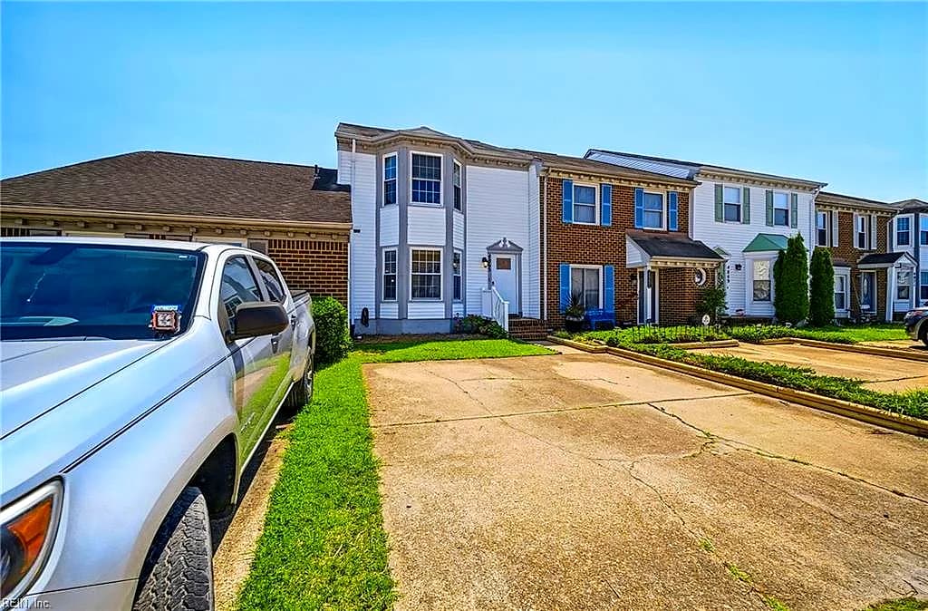 4865 Woods Edge RD, VIRGINIA BEACH VA 23462 - Photo 3