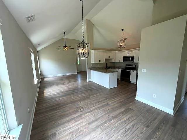 111 Dana DR, SUFFOLK VA 23434 - Photo 4