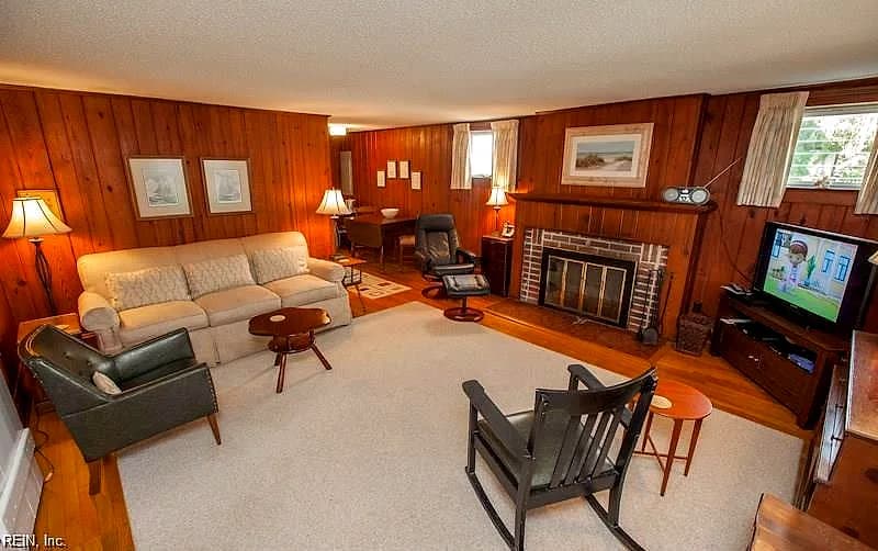210 66th ST, VIRGINIA BEACH VA 23451 - Photo 3