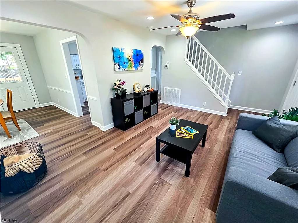 7703 Nesbitt DR, NORFOLK VA 23505 - Photo 3