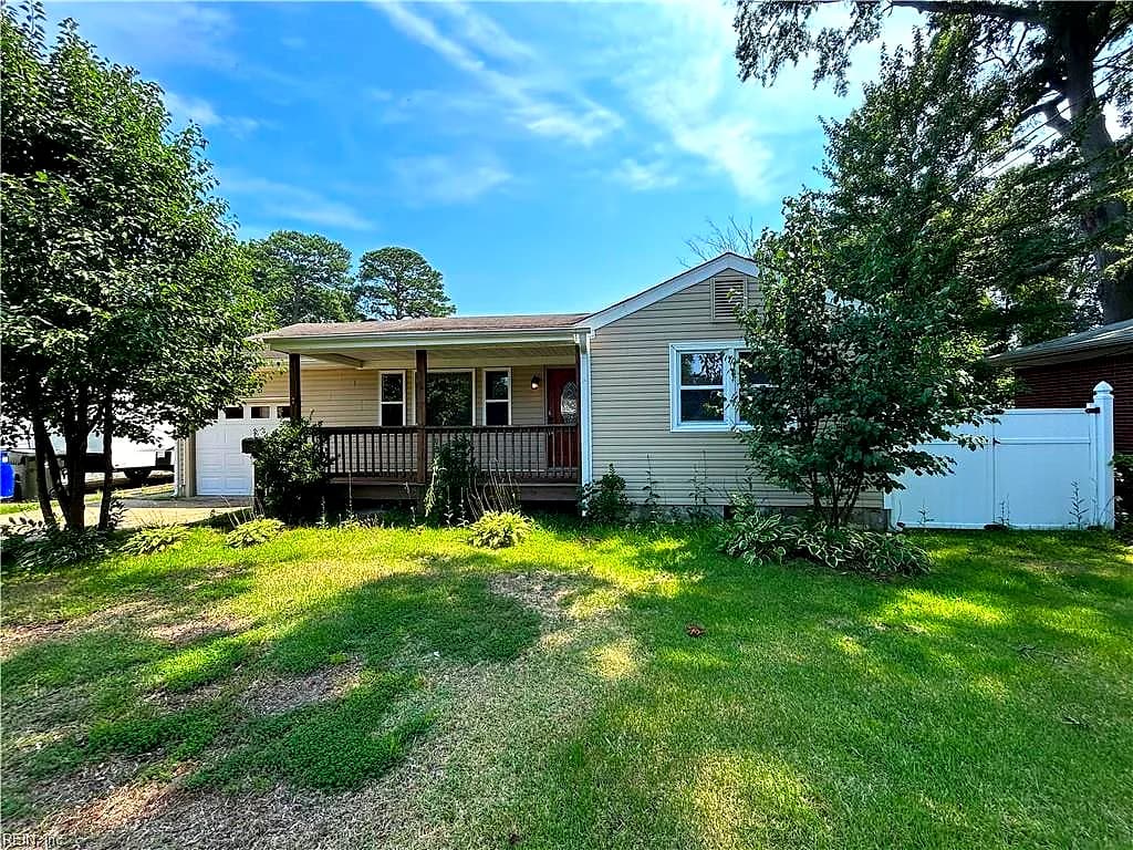 1031 E Leicester AVE, NORFOLK VA 23503 - Main photo
