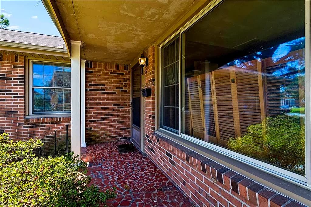 1225 Davis AVE, CHESAPEAKE VA 23325 - Photo 5
