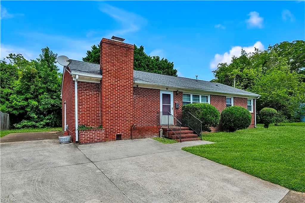 21 Corey CIR, HAMPTON VA 23663 - Photo 5