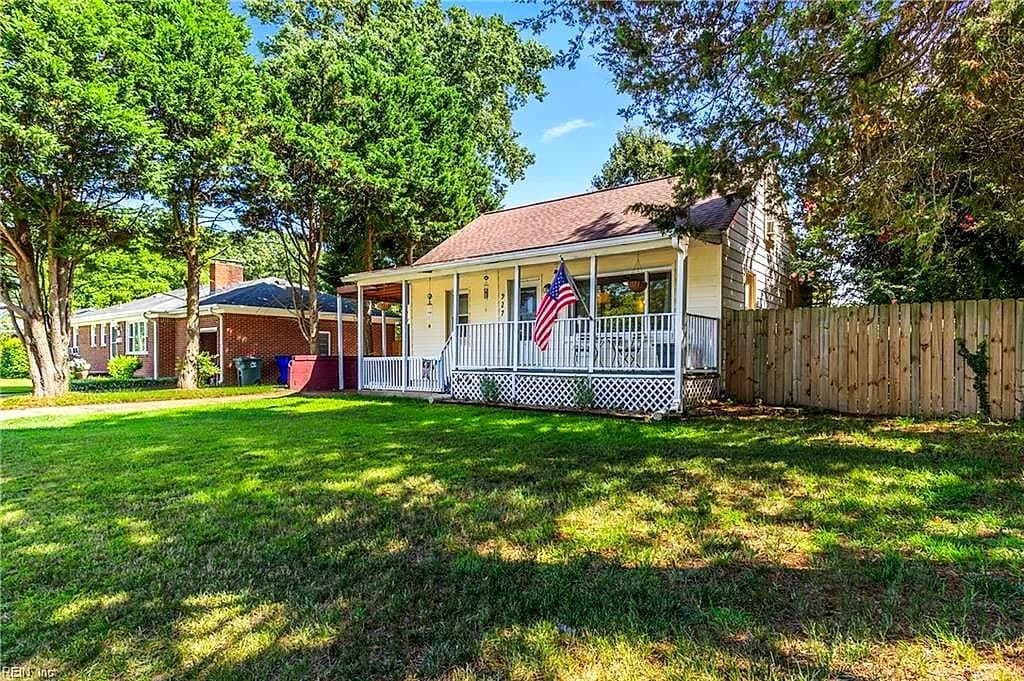 927 Alma DR, NORFOLK VA 23518 - Photo 3