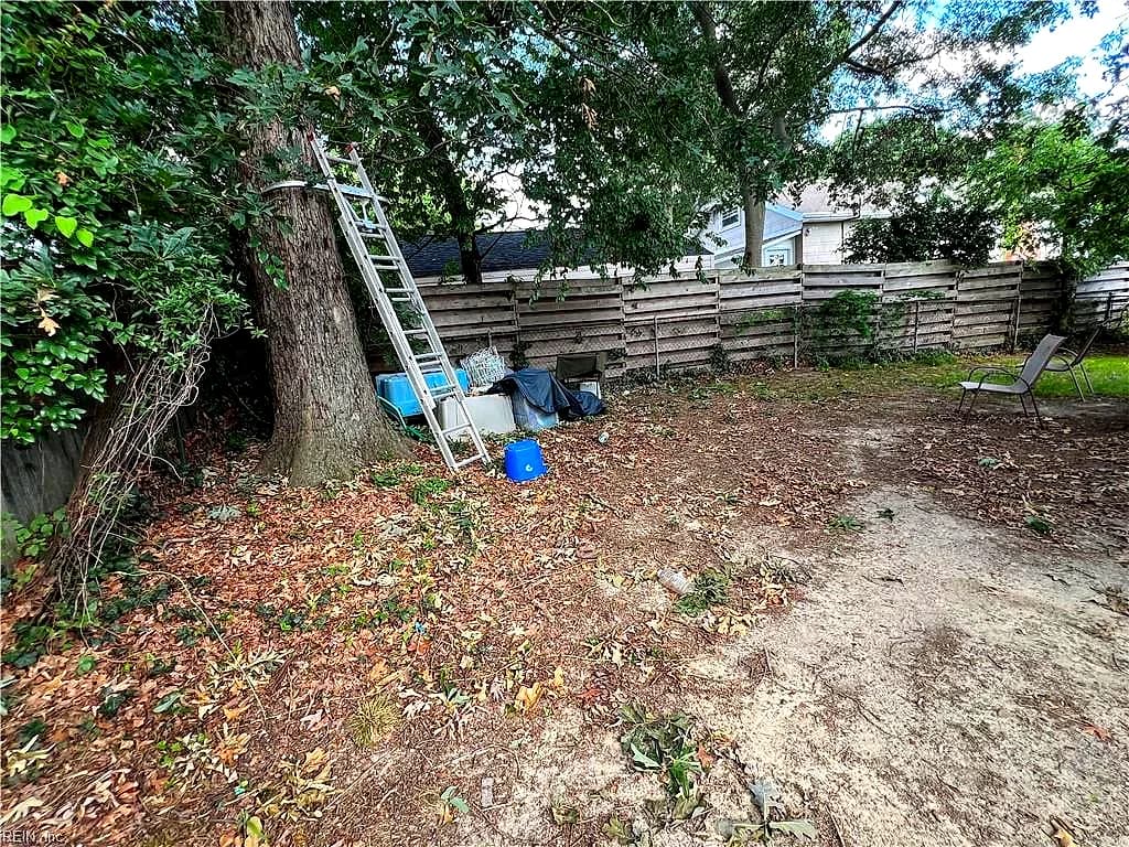 4204 Mayflower RD, NORFOLK VA 23508 - Photo 4