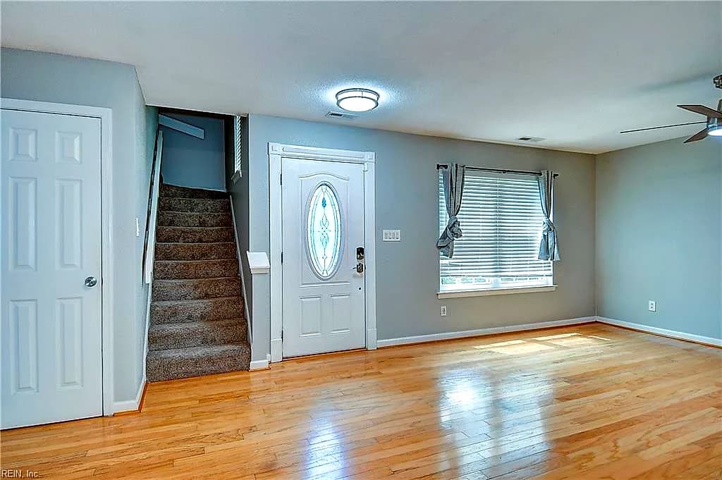 4924 Denny DR, VIRGINIA BEACH VA 23464 - Photo 4