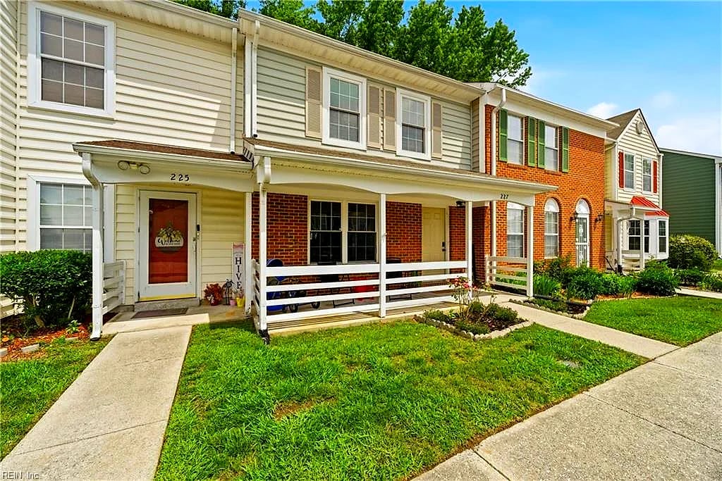 227 Whitewater Dr NONE, Newport News — 3 bed Residential, 1,307 sqft
