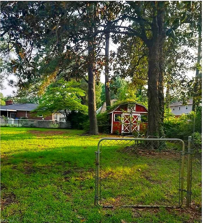 340 Fernwood Farm RD, CHESAPEAKE VA 23320 - Photo 3