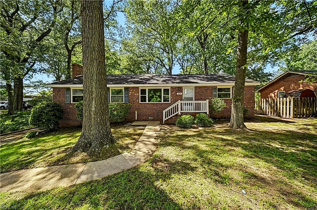 2168 Armada DR, CHESAPEAKE VA 23321 - Main photo