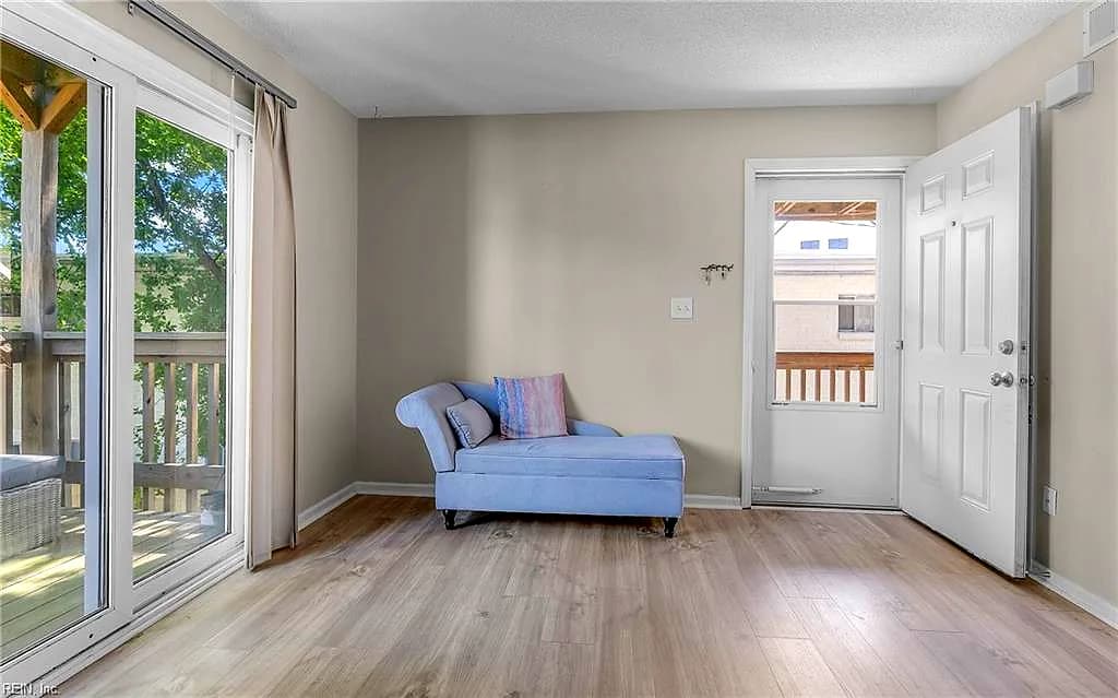 256 Portview AVE #D2, NORFOLK VA 23503 - Photo 3