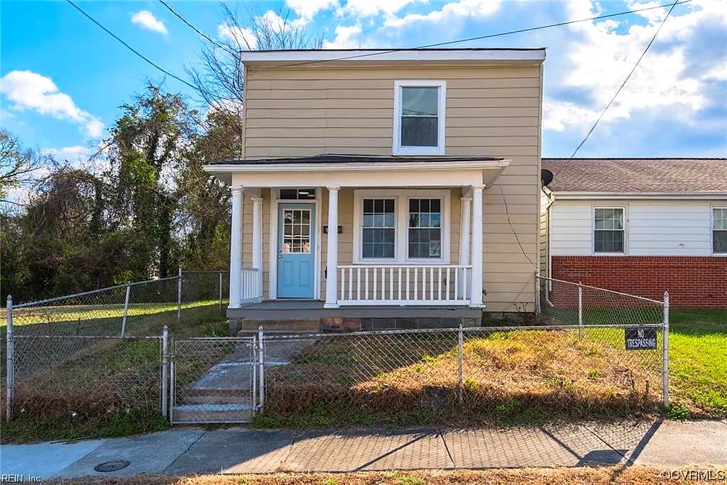 838 Wilcox ST, PETERSBURG VA 23803 - Photo 2