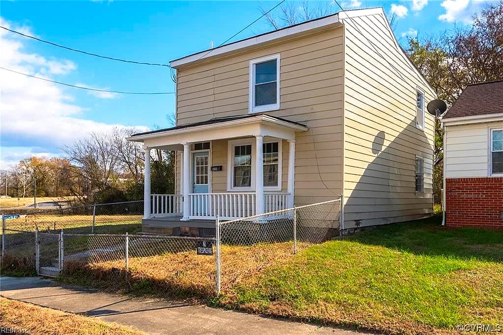 838 Wilcox ST, PETERSBURG VA 23803 - Photo 3