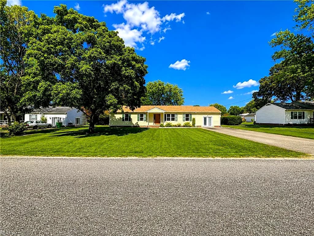 2021 Tidemill Haven Ln LN, HAYES VA 23072 - Main photo