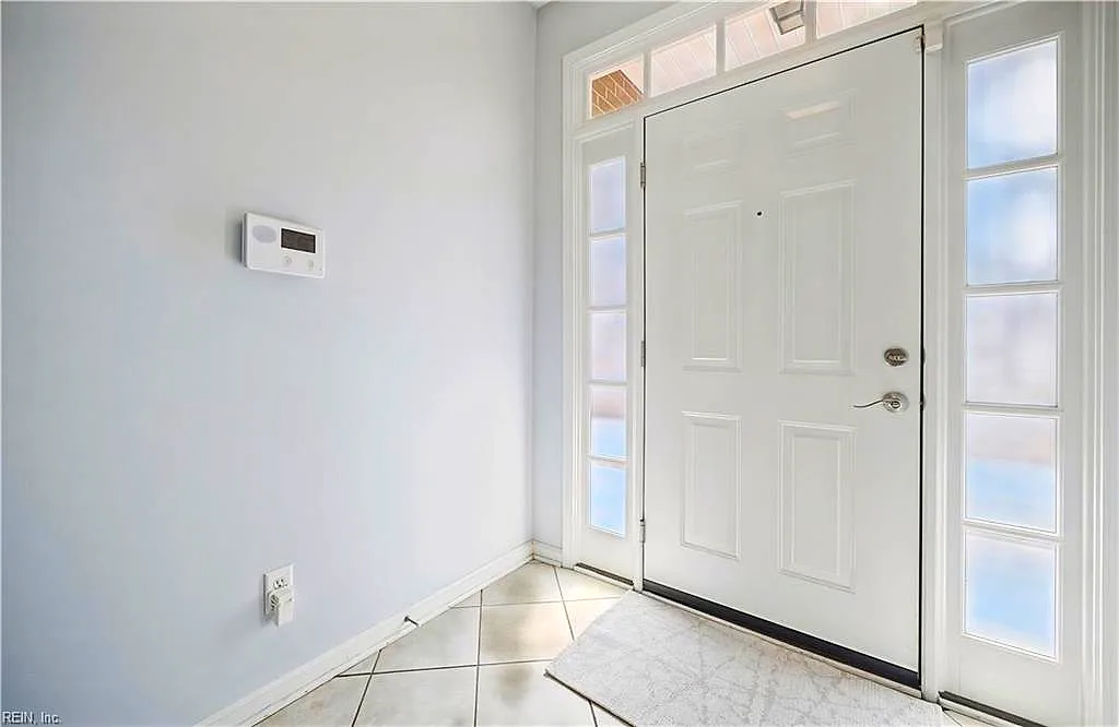 225 Citizens LN, NEWPORT NEWS VA 23602 - Photo 4