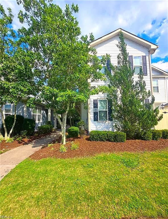 1555 Rollesby WAY #5, CHESAPEAKE VA 23320 - Photo 2