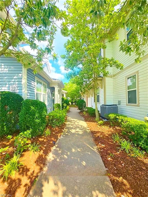1555 Rollesby WAY #5, CHESAPEAKE VA 23320 - Photo 3