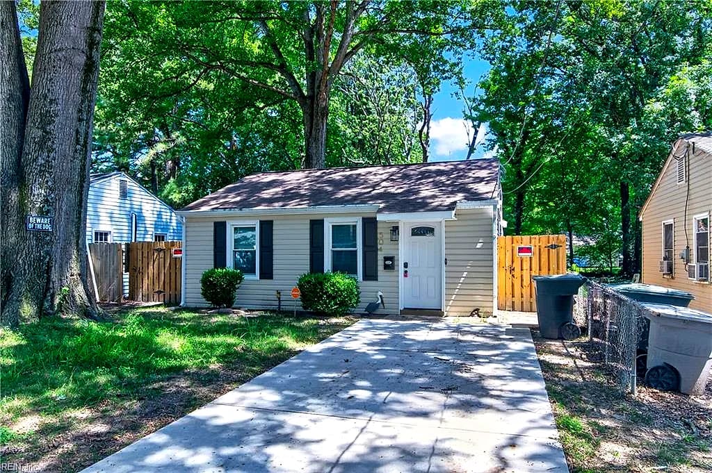 504 Marion RD, HAMPTON VA 23663