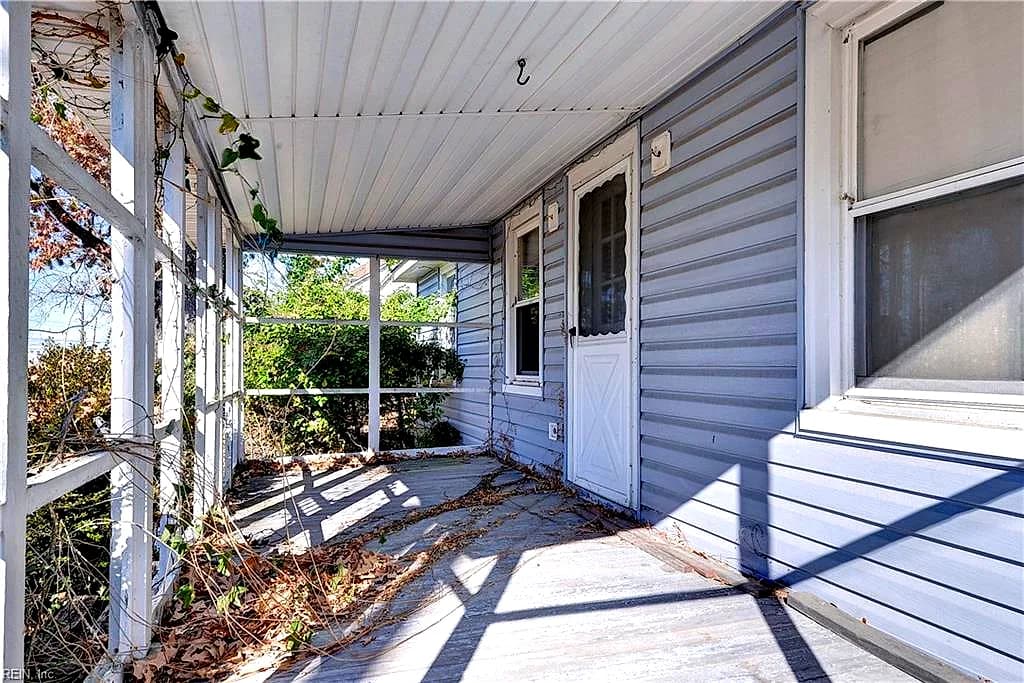 434 Rockwell RD, HAMPTON VA 23669 - Photo 4