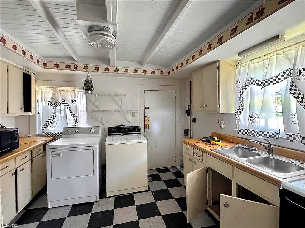 218 Tappan AVE, HAMPTON VA 23664 - Photo 4