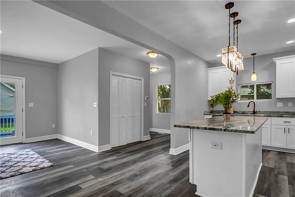 1010 Mapole AVE, NORFOLK VA 23504 - Photo 5