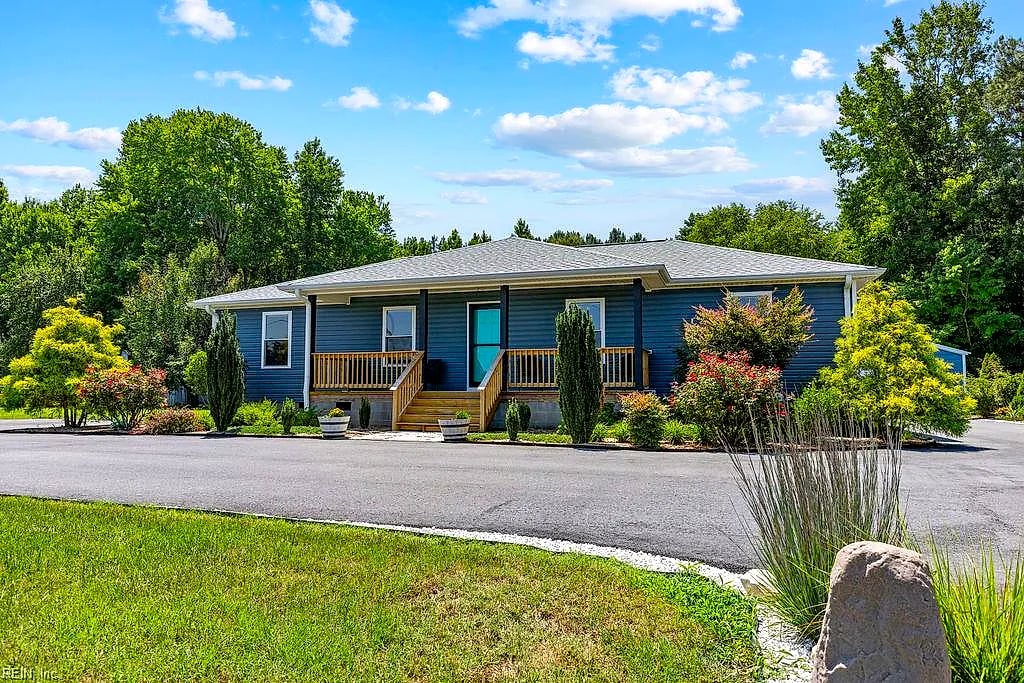 4673 Deer Path RD, SUFFOLK VA 23434